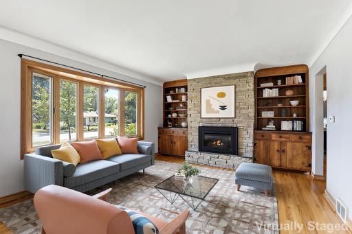 Virtual staging of LR