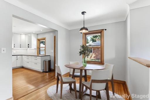 Virtual staging of Dining room