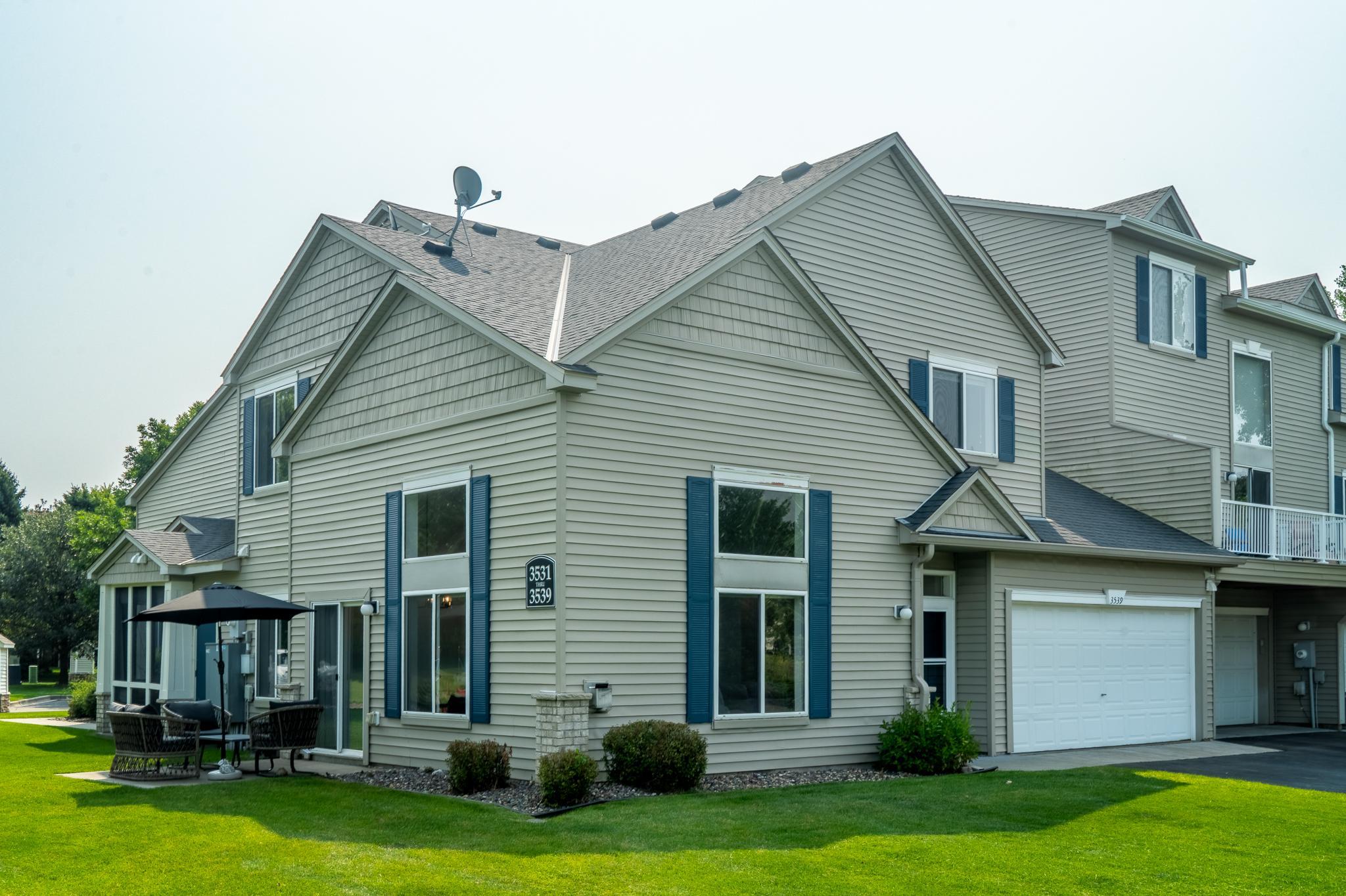 Welcome to 3539 Abercrombie Lane.