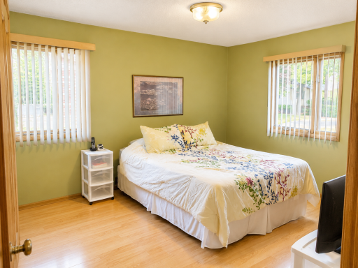 7709 Ewing Avenue N, Brooklyn Park, MN 55443