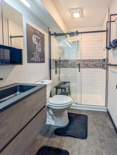Remodeled 3/4 bath in lower level