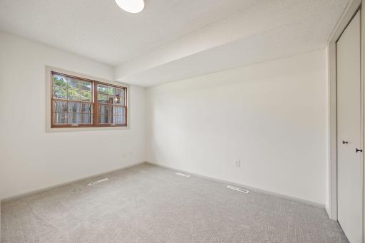 11510 57th Avenue N, Plymouth, MN 55442