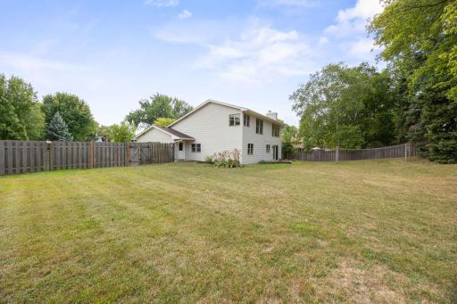 11510 57th Avenue N, Plymouth, MN 55442