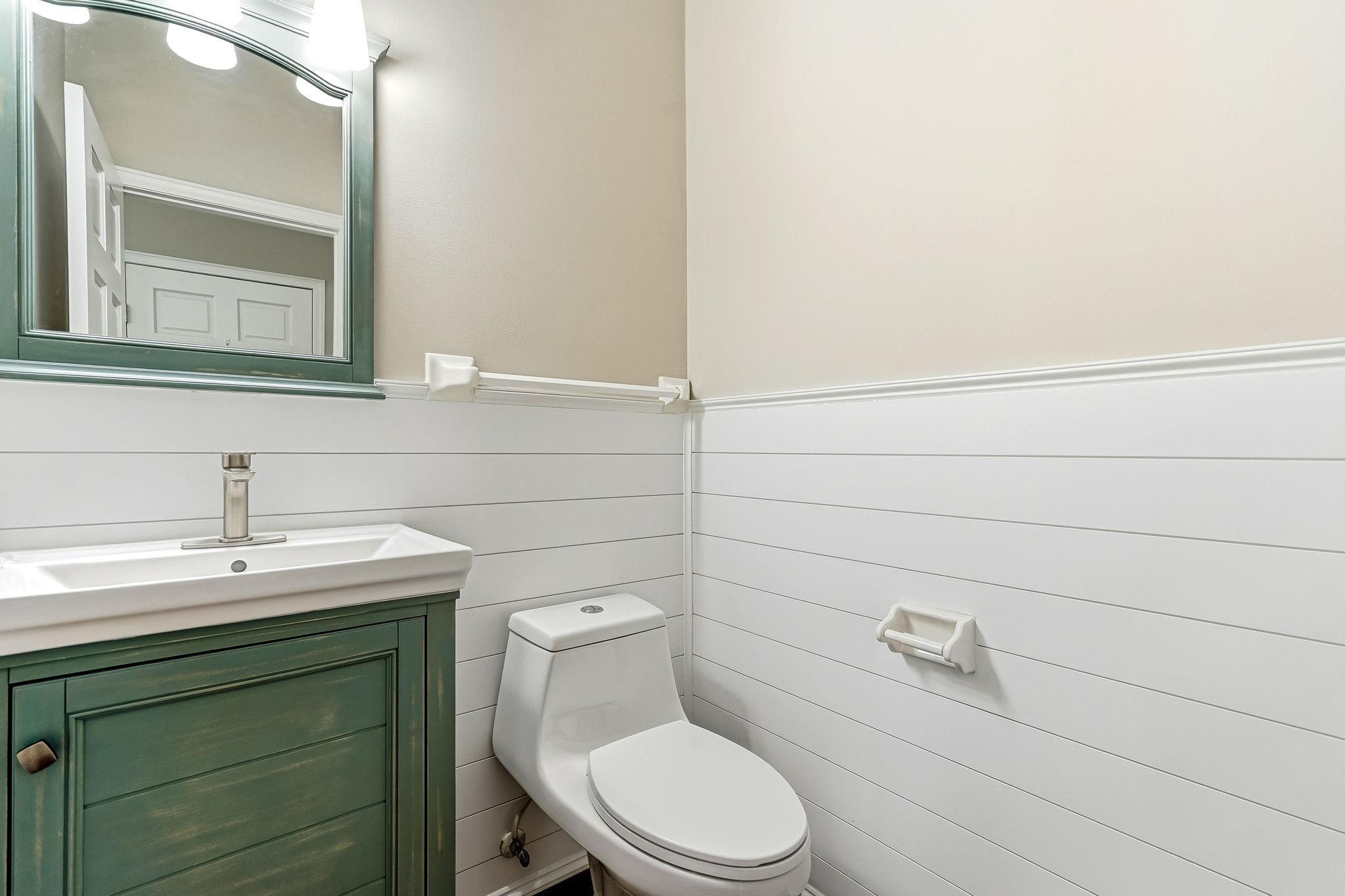 20-web-or-mls-8848-Everest-Ln-20.jpg