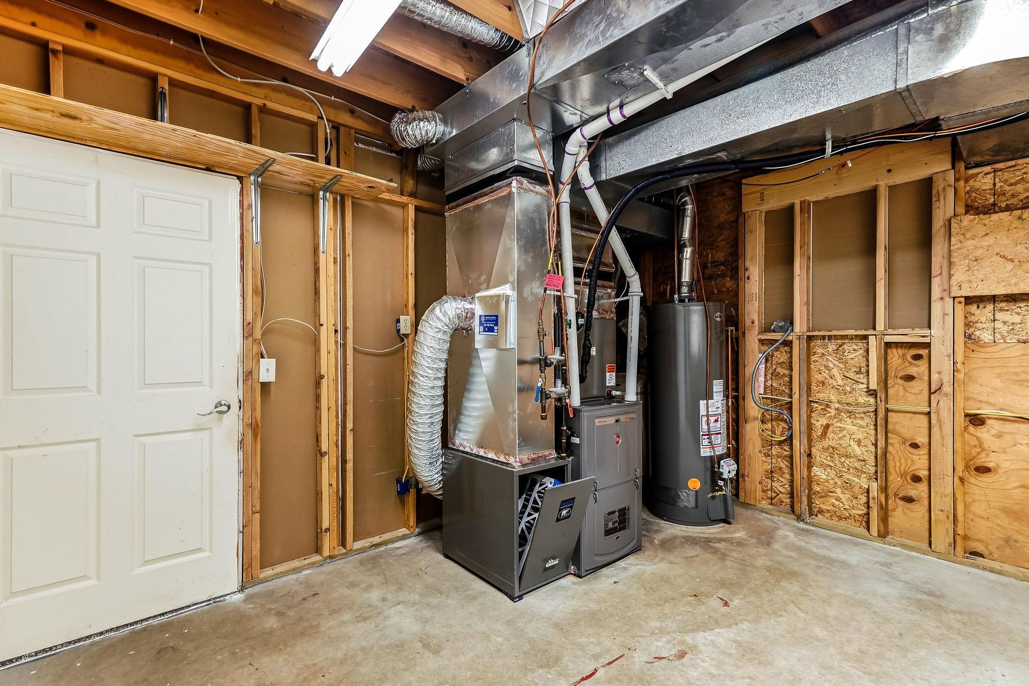 45-web-or-mls-8848-Everest-Ln-45.jpg