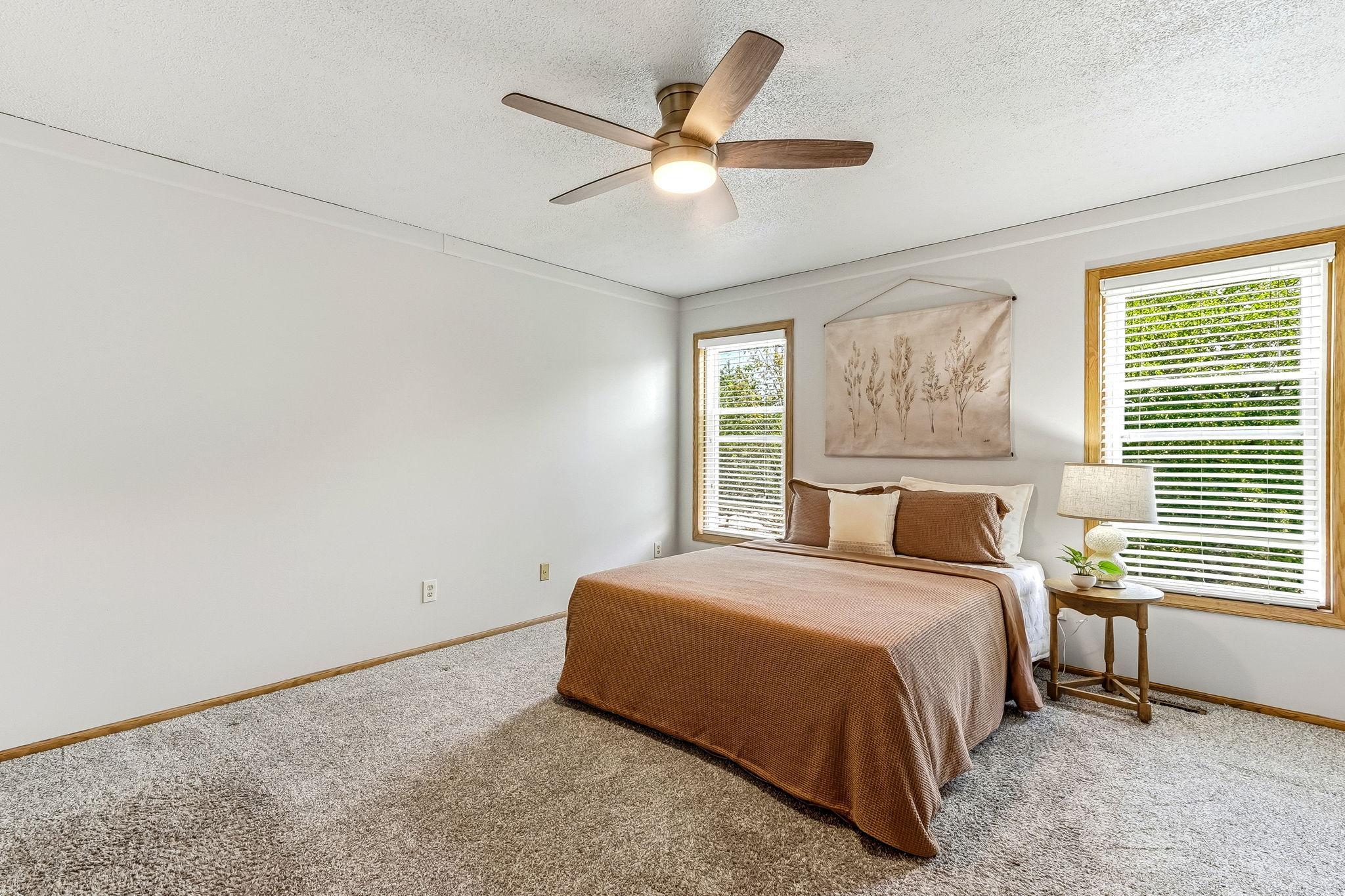 22-web-or-mls-8848-Everest-Ln-22.jpg