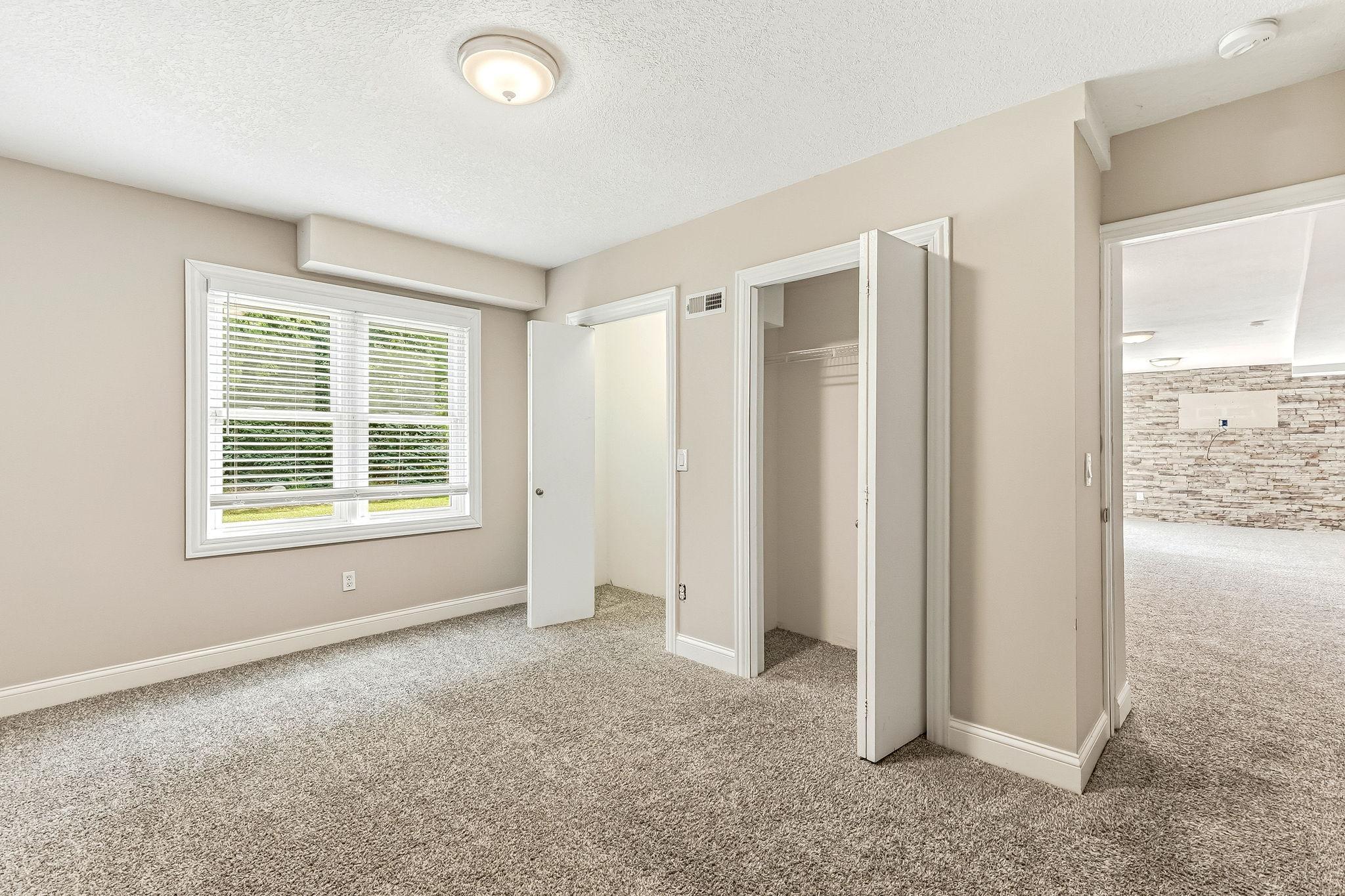40-web-or-mls-8848-Everest-Ln-40.jpg