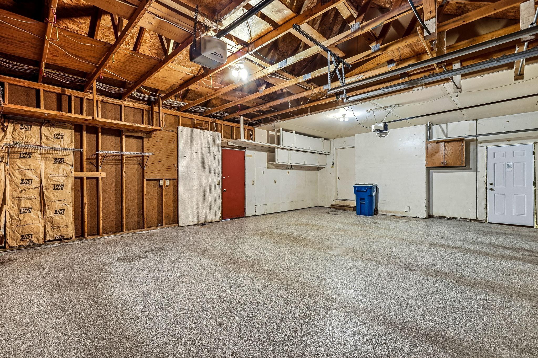 44-web-or-mls-8848-Everest-Ln-44.jpg
