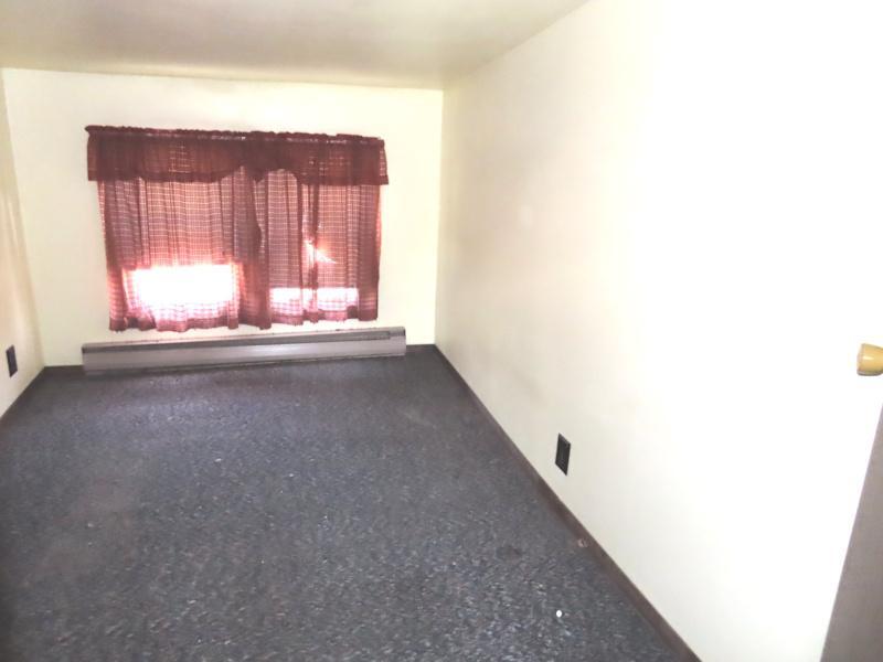 301 upstairs bedroom.jpg