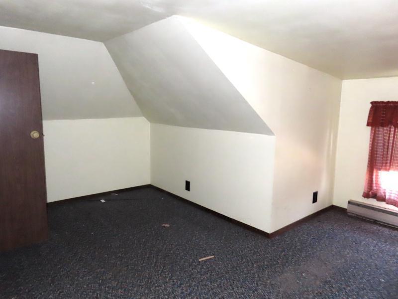 301 upstairs br 2.jpg