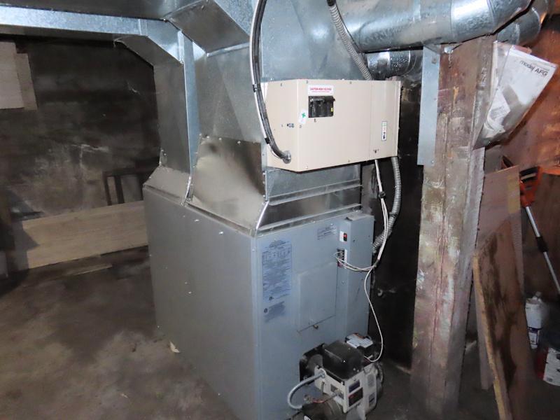 301 furnace and elec plenum.jpg