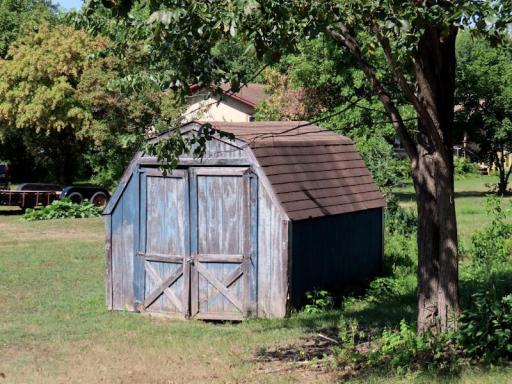 301 yard shed.jpg