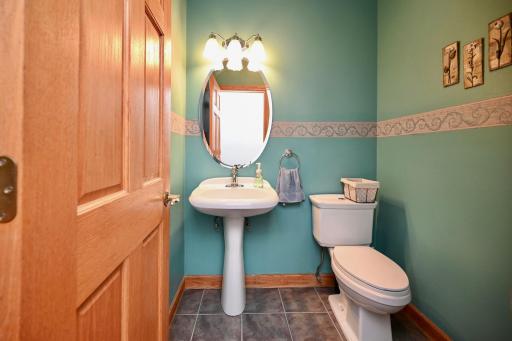 W157 Thomas Road, Fountain City, WI 54629
