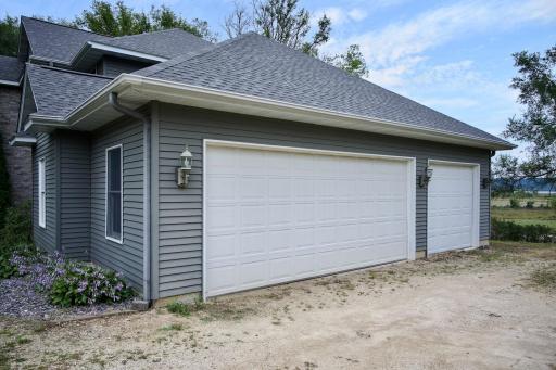 W157 Thomas Road, Fountain City, WI 54629
