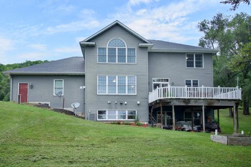 W157 Thomas Road, Fountain City, WI 54629