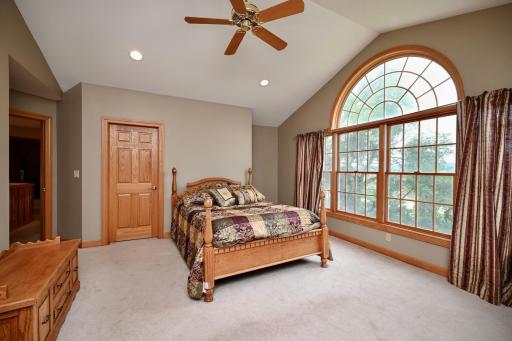W157 Thomas Road, Fountain City, WI 54629