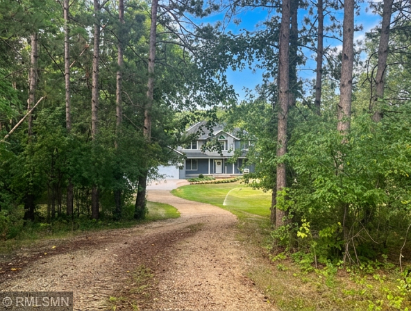 Driveway welcoming you in!