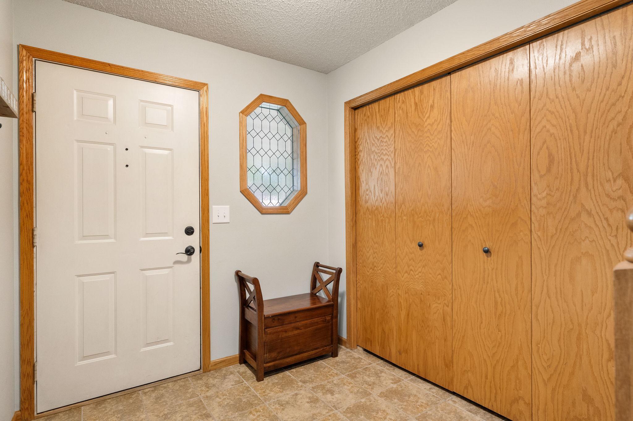 25-web-or-mls-1939-greenwood-dr.jpg