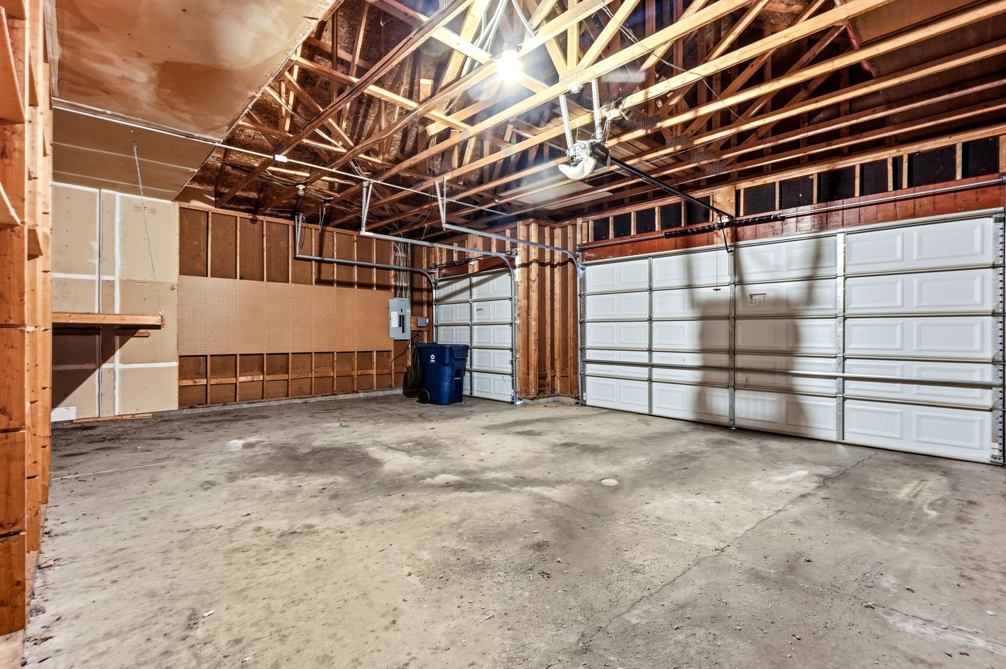 48-web-or-mls-8843-Blackoaks-Ln-N-48.jpg