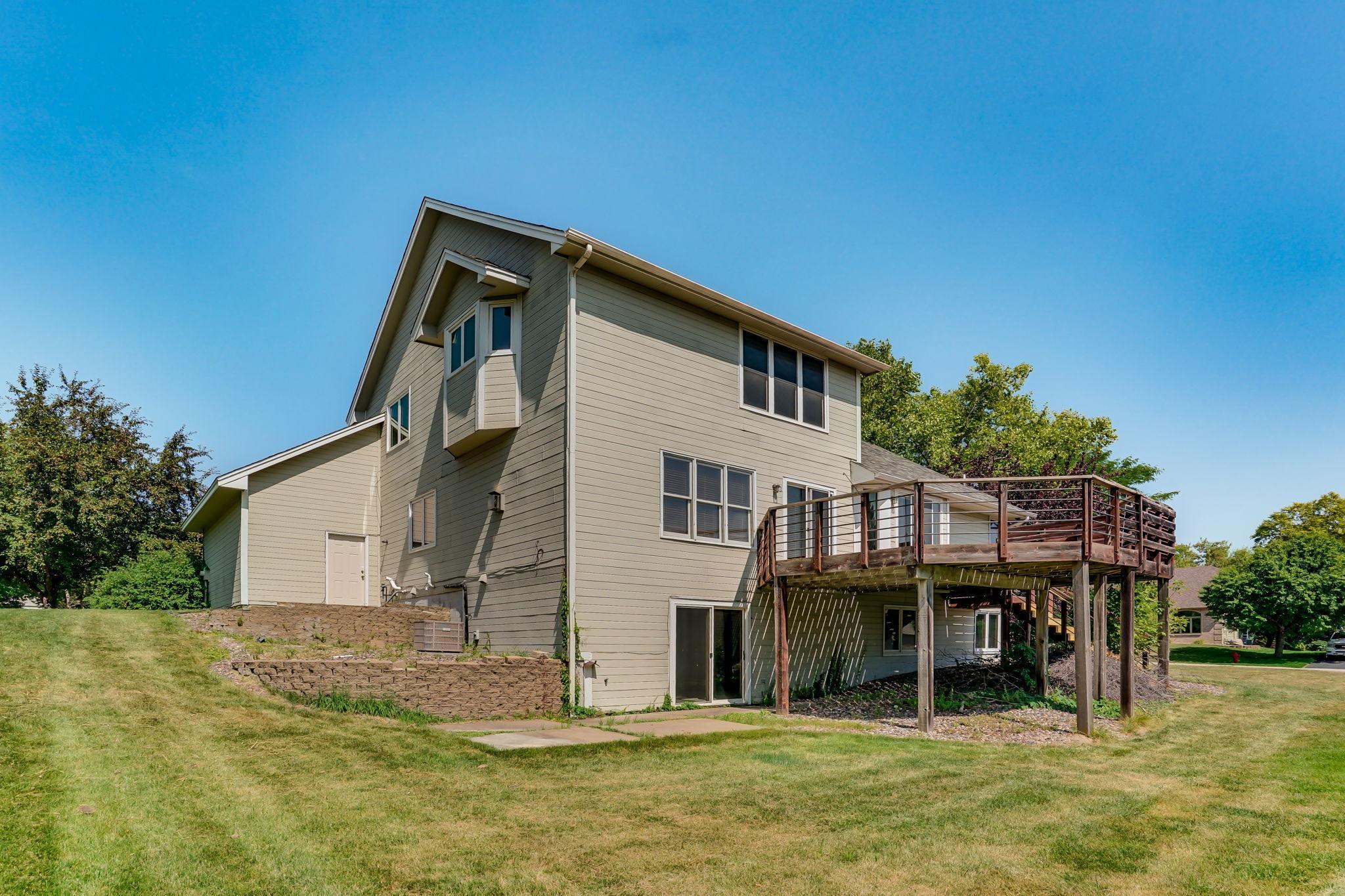 53-web-or-mls-8843-Blackoaks-Ln-N-53.jpg