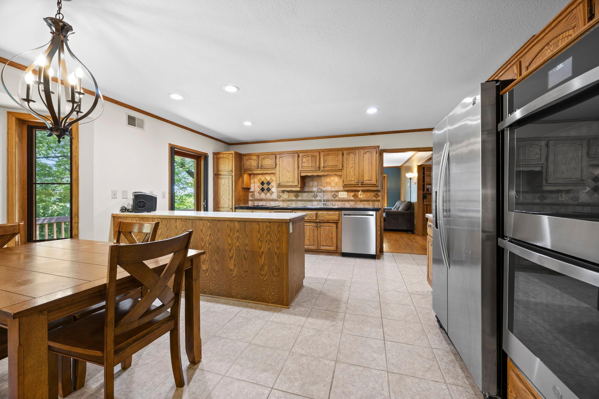 58-web-or-mls-2613 87th Ct-304.jpg