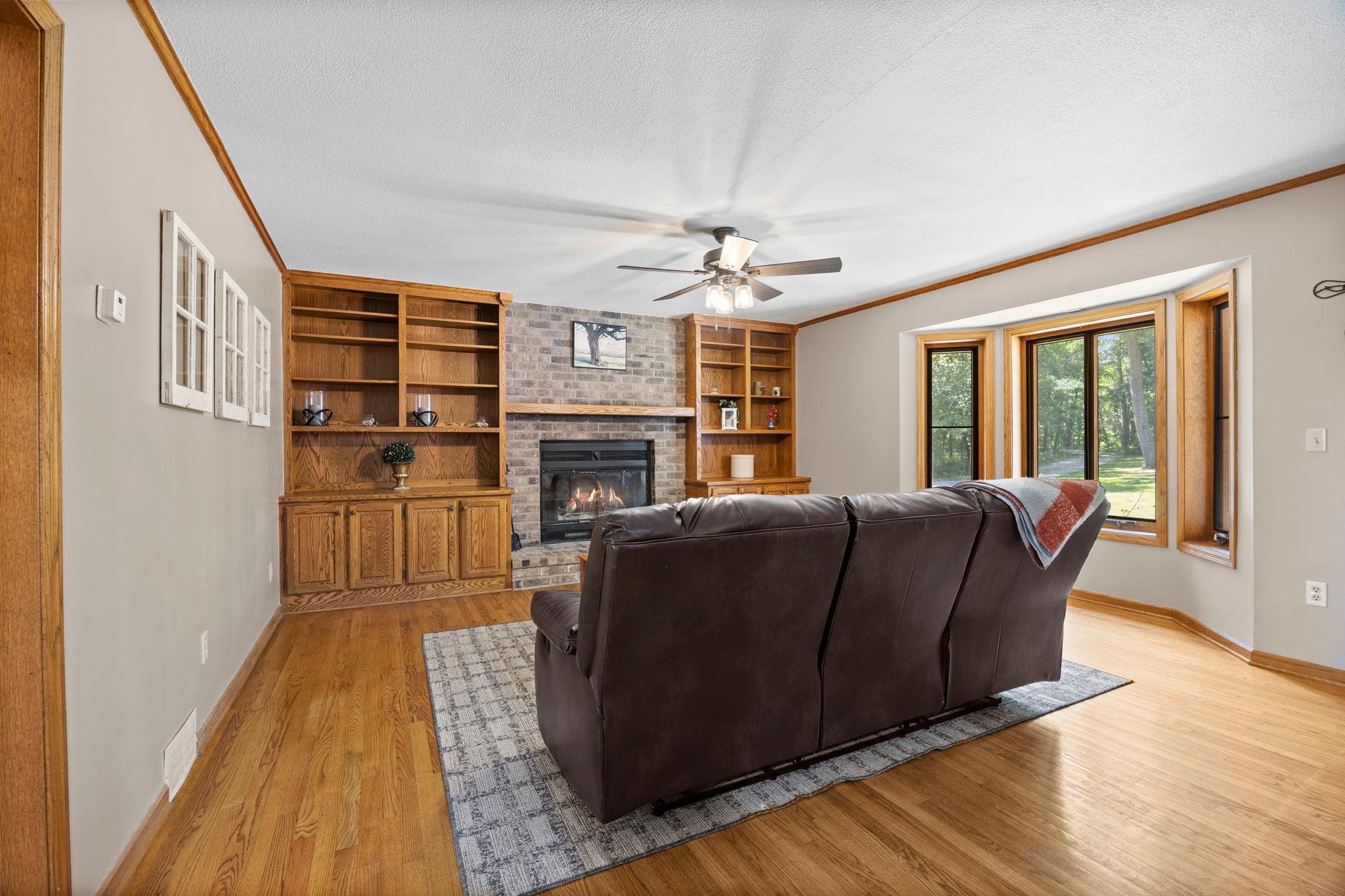 46-web-or-mls-2613 87th Ct-244.jpg