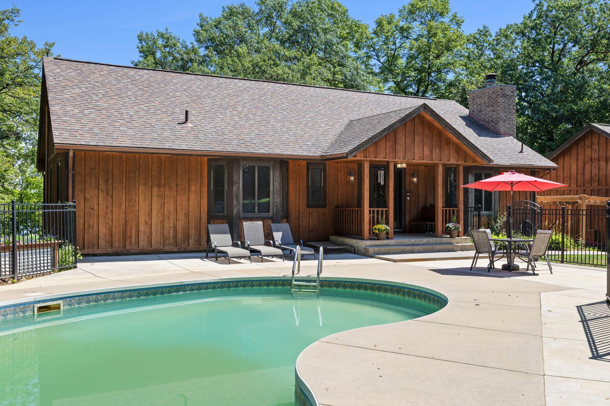 109-web-or-mls-2613 87th Ct-21.jpg