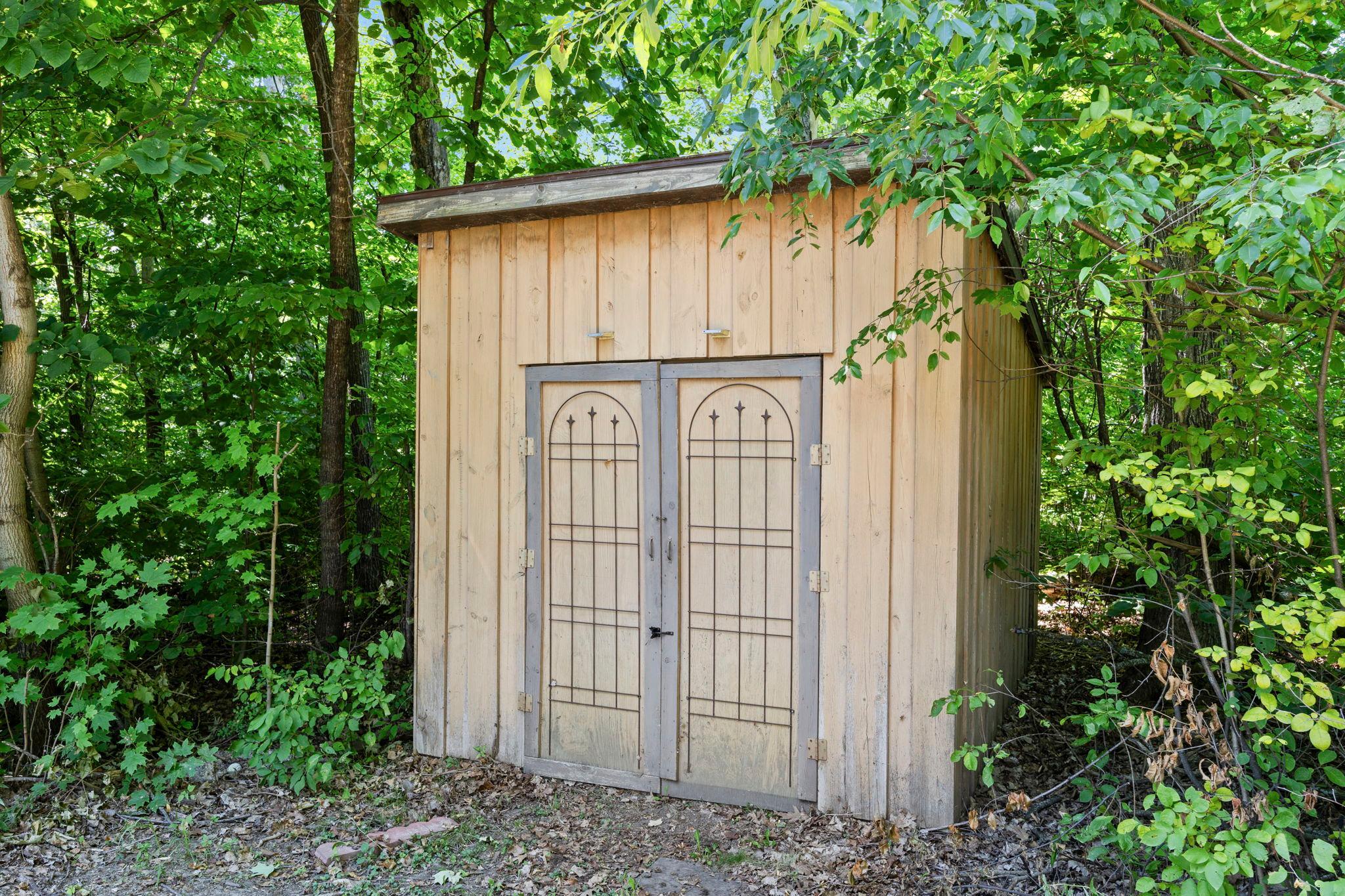124-web-or-mls-2613 87th Ct-126.jpg