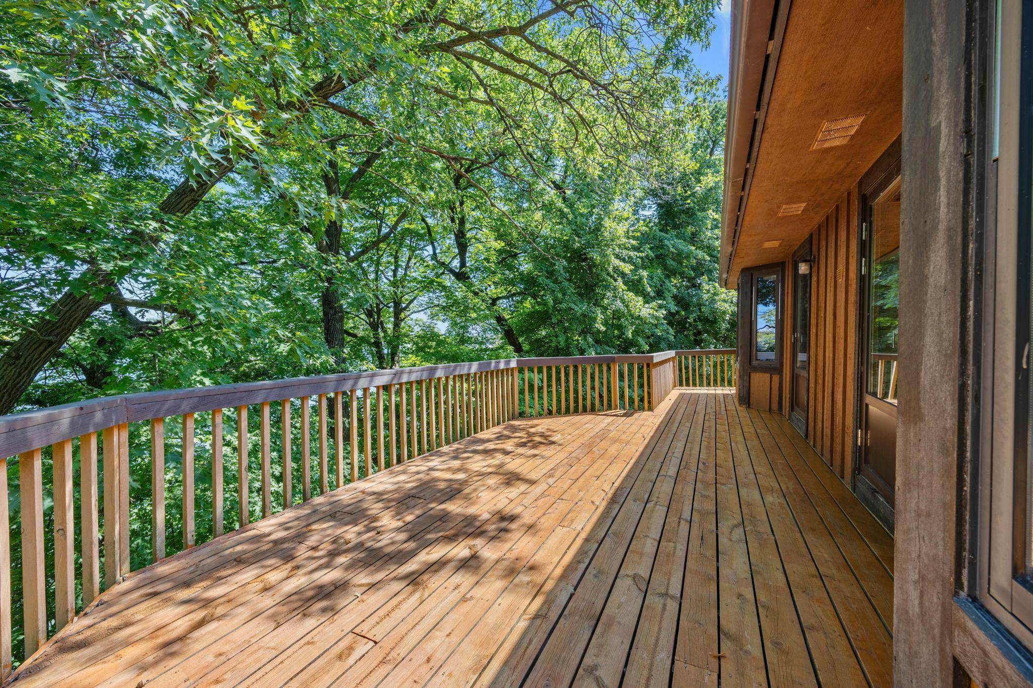 105-web-or-mls-2613 87th Ct-414.jpg