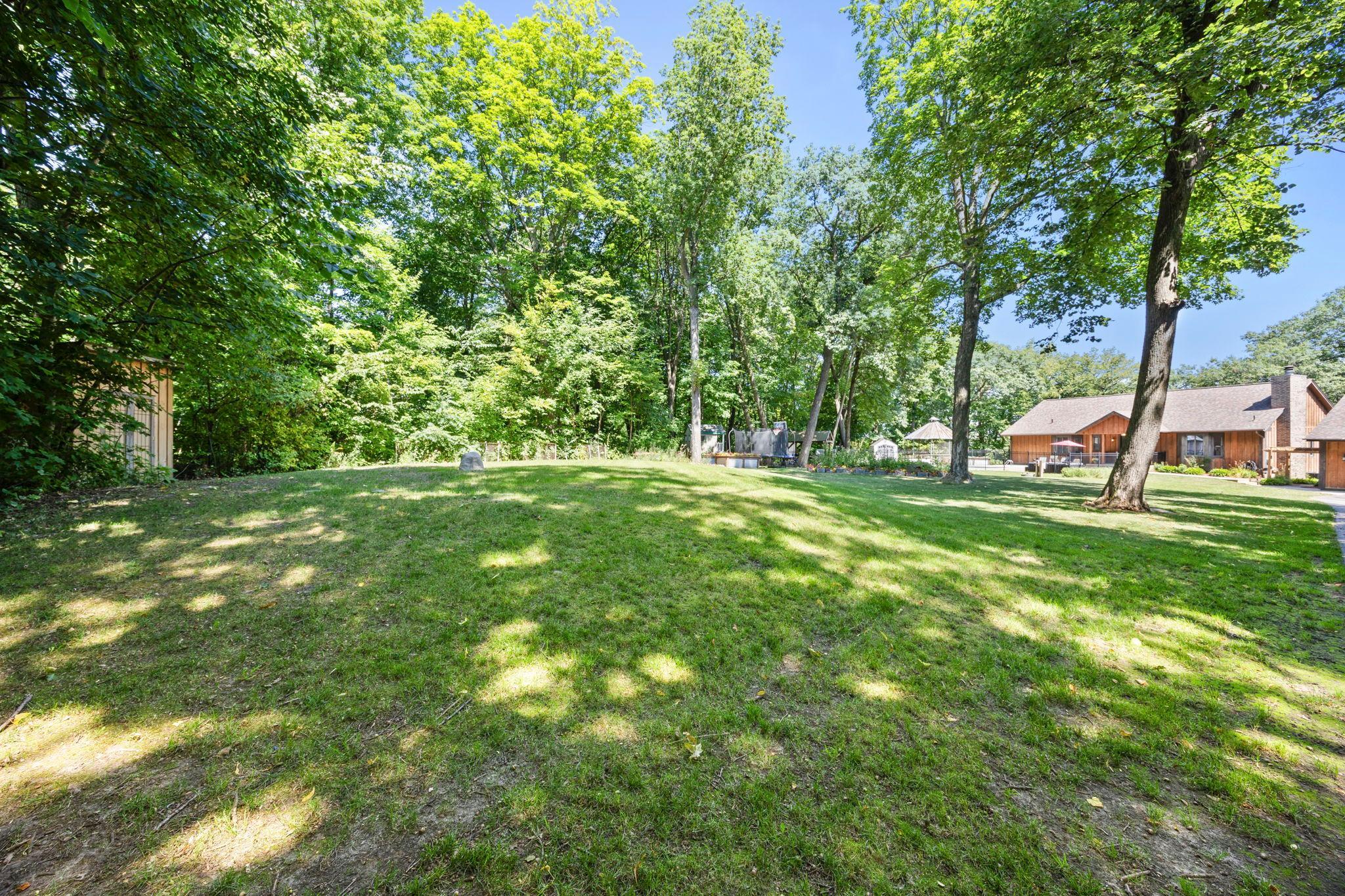122-web-or-mls-2613 87th Ct-116.jpg