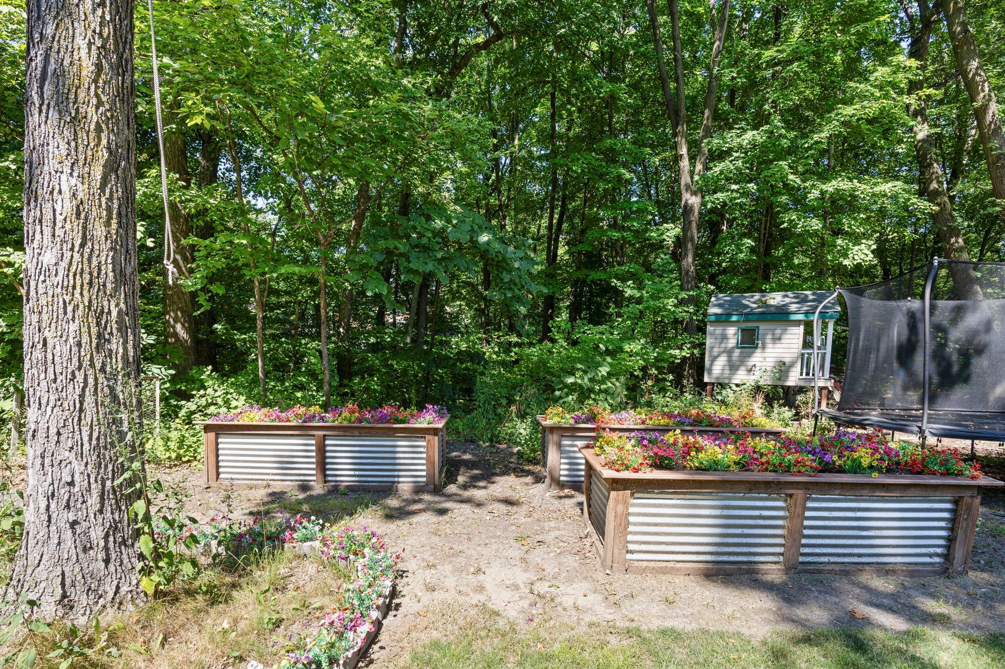 125-web-or-mls-2613 87th Ct-131.jpg