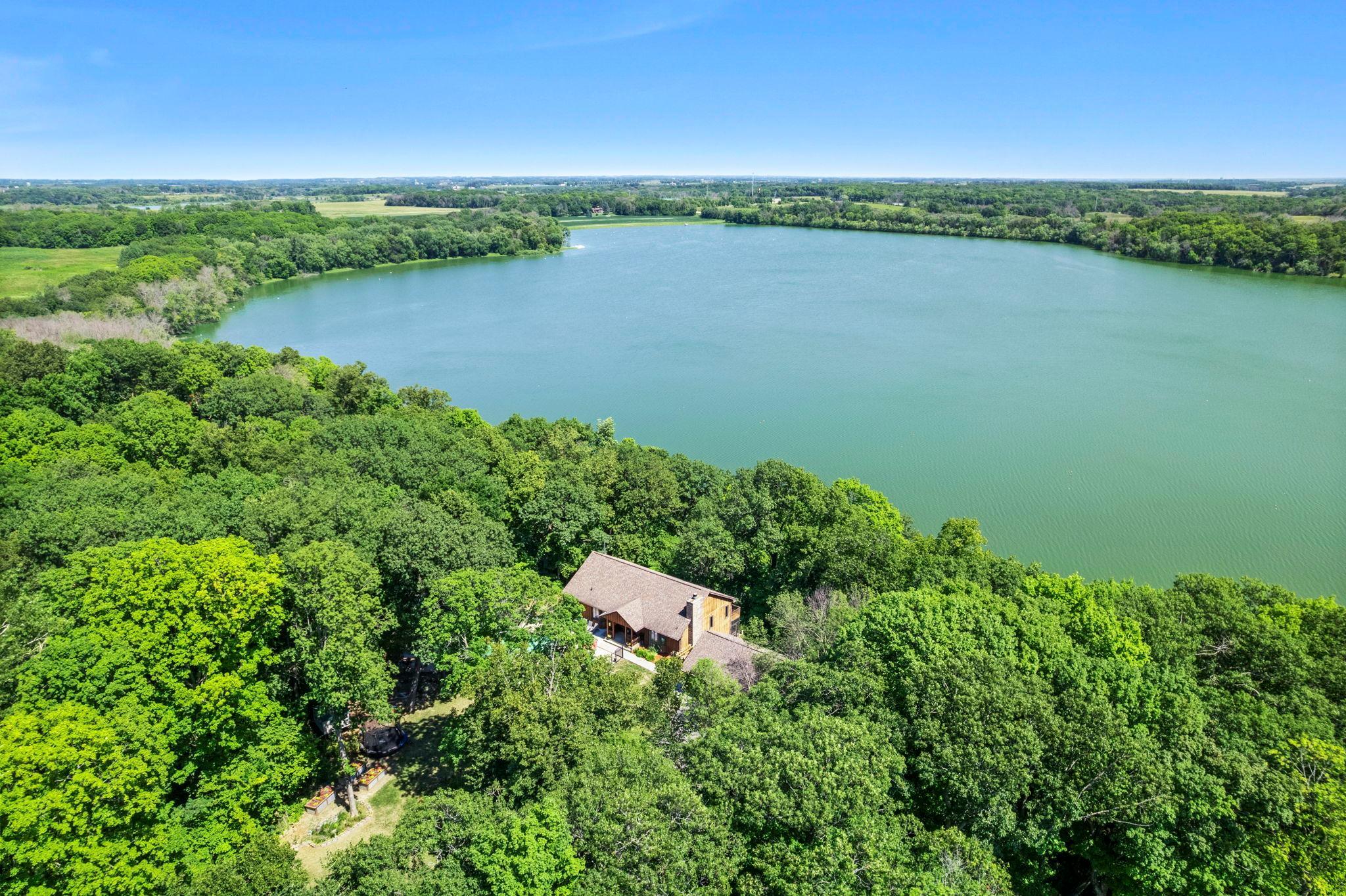 14-web-or-mls-2613 87th Ct-589.jpg