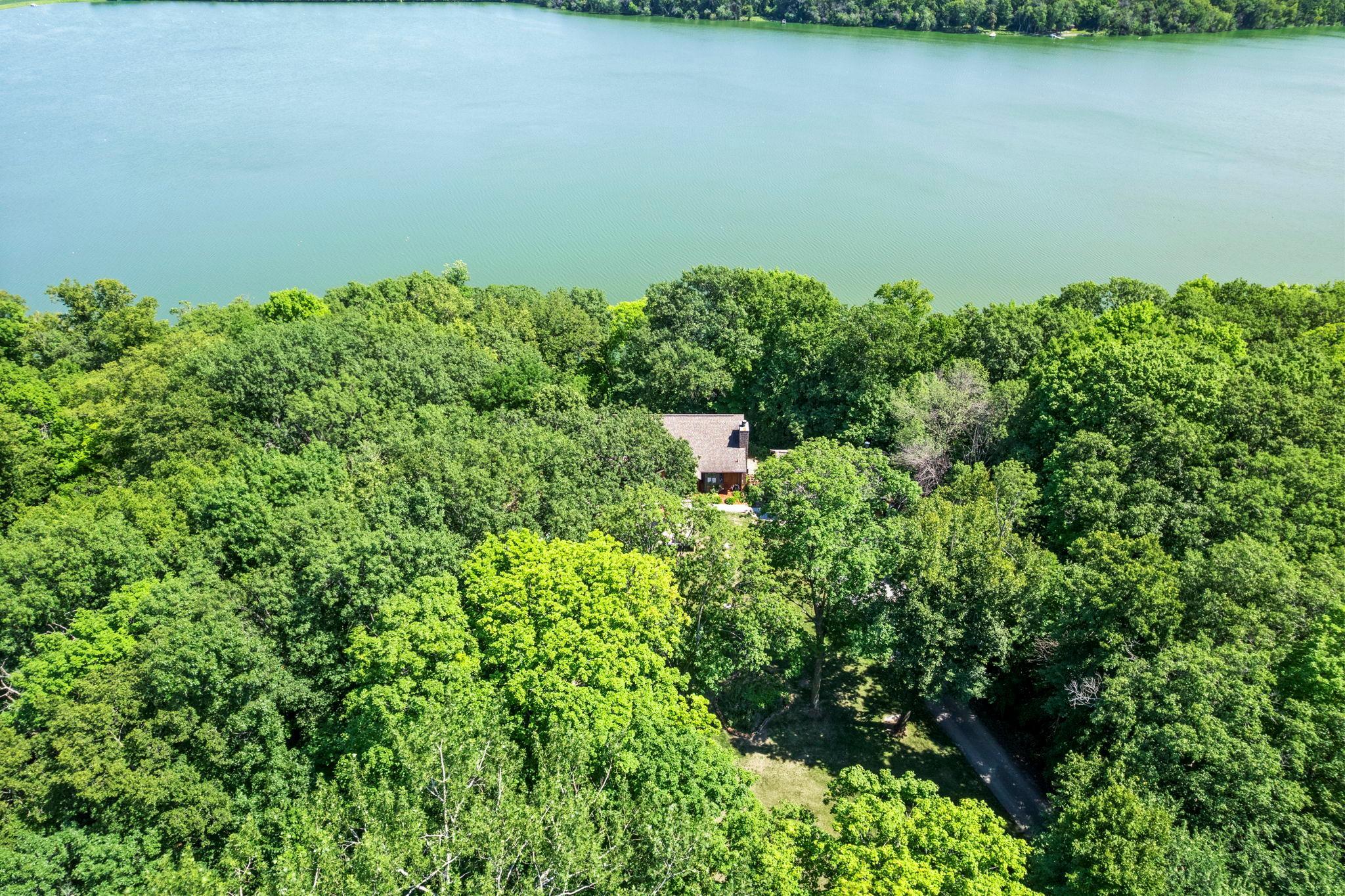 16-web-or-mls-2613 87th Ct-595.jpg