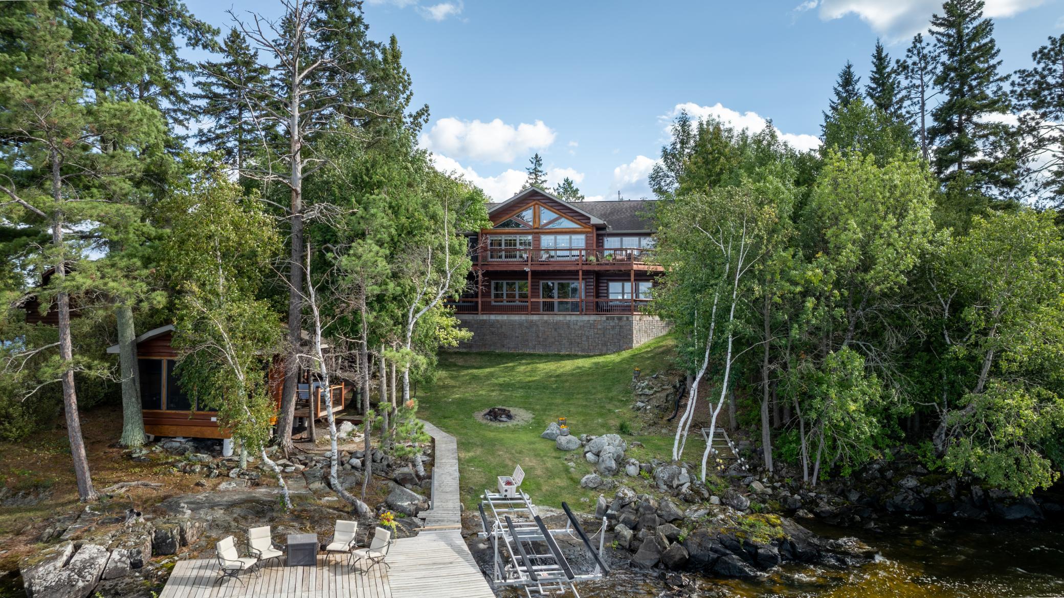 1896 Town Road 274, International Falls, MN 56649