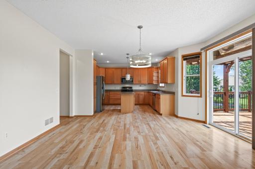 10_1672_Lenox10_mls.jpg