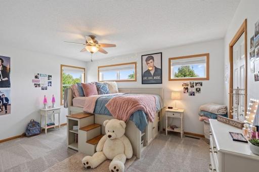 Virtual Daughters bedroom