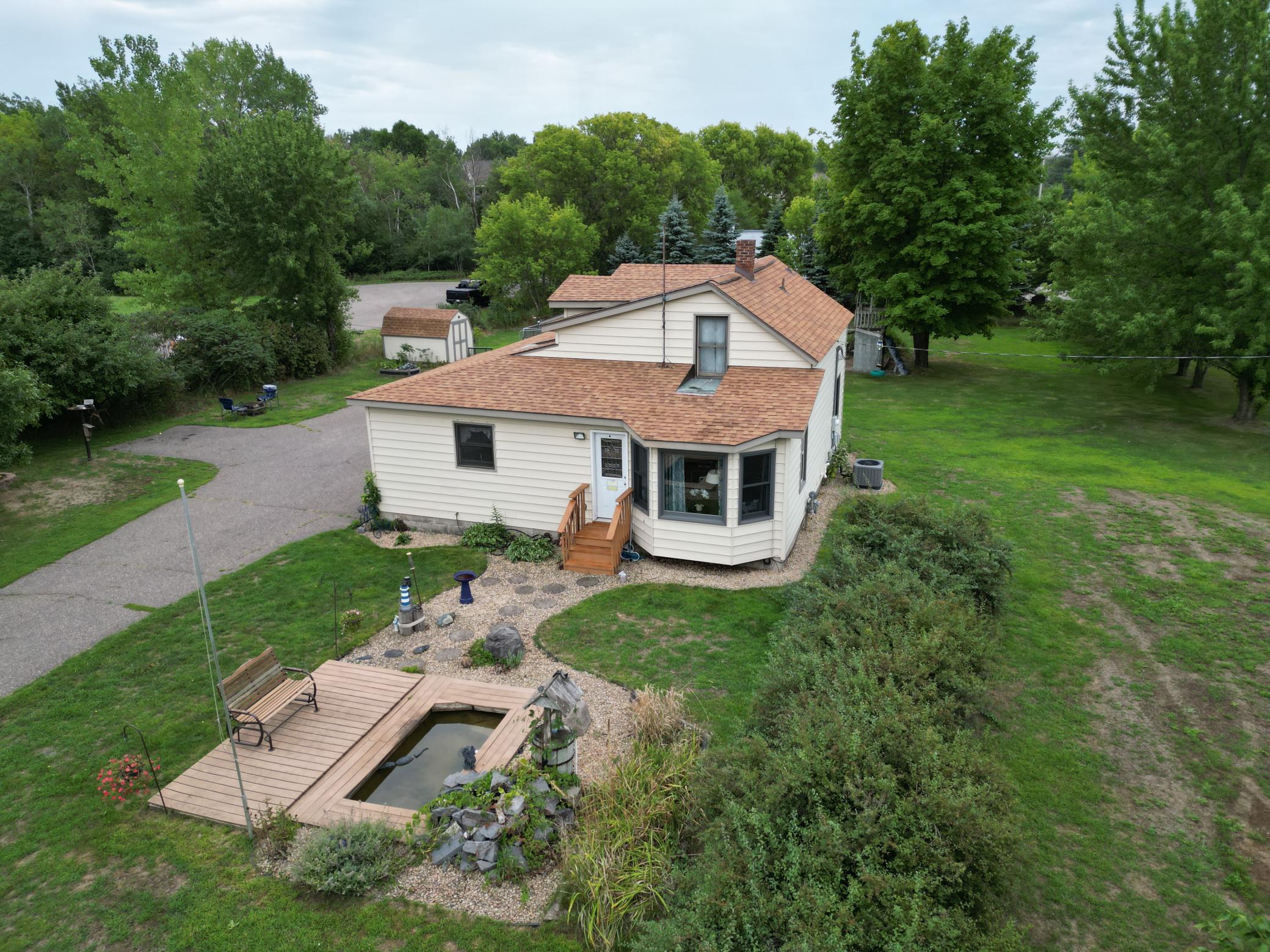 2304 CR 74 Pond & Front