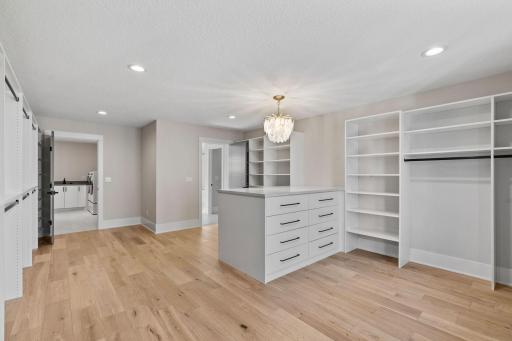 16530 64th Place N, Maple Grove, MN 55311