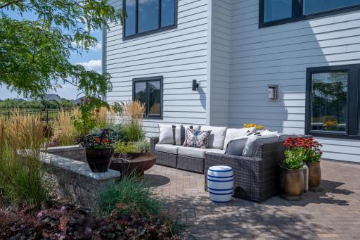 Easily handle small or large gatherings.