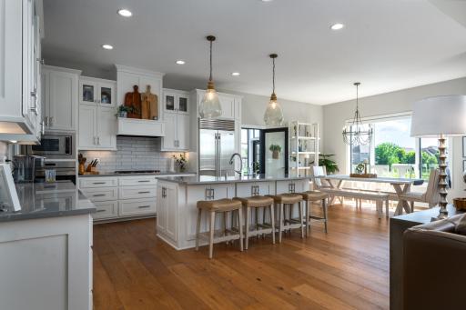 Cooking will be a dream in this modern and integrated open-concept layout.