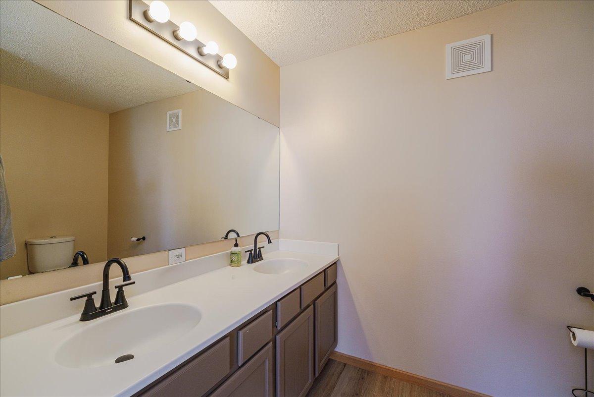 38-Primary Bathroom.jpg