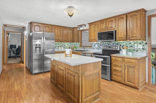 A bright, inviting kitchen designed for everything from quick breakfasts to gathering over dinner.