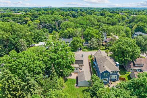 22-web-or-mls-219 Chicago Ave-22.jpg