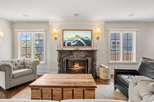 29-web-or-mls-219 Chicago Ave-29.jpg