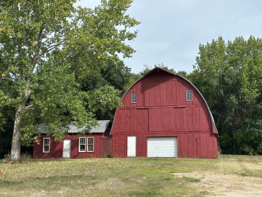 Barn