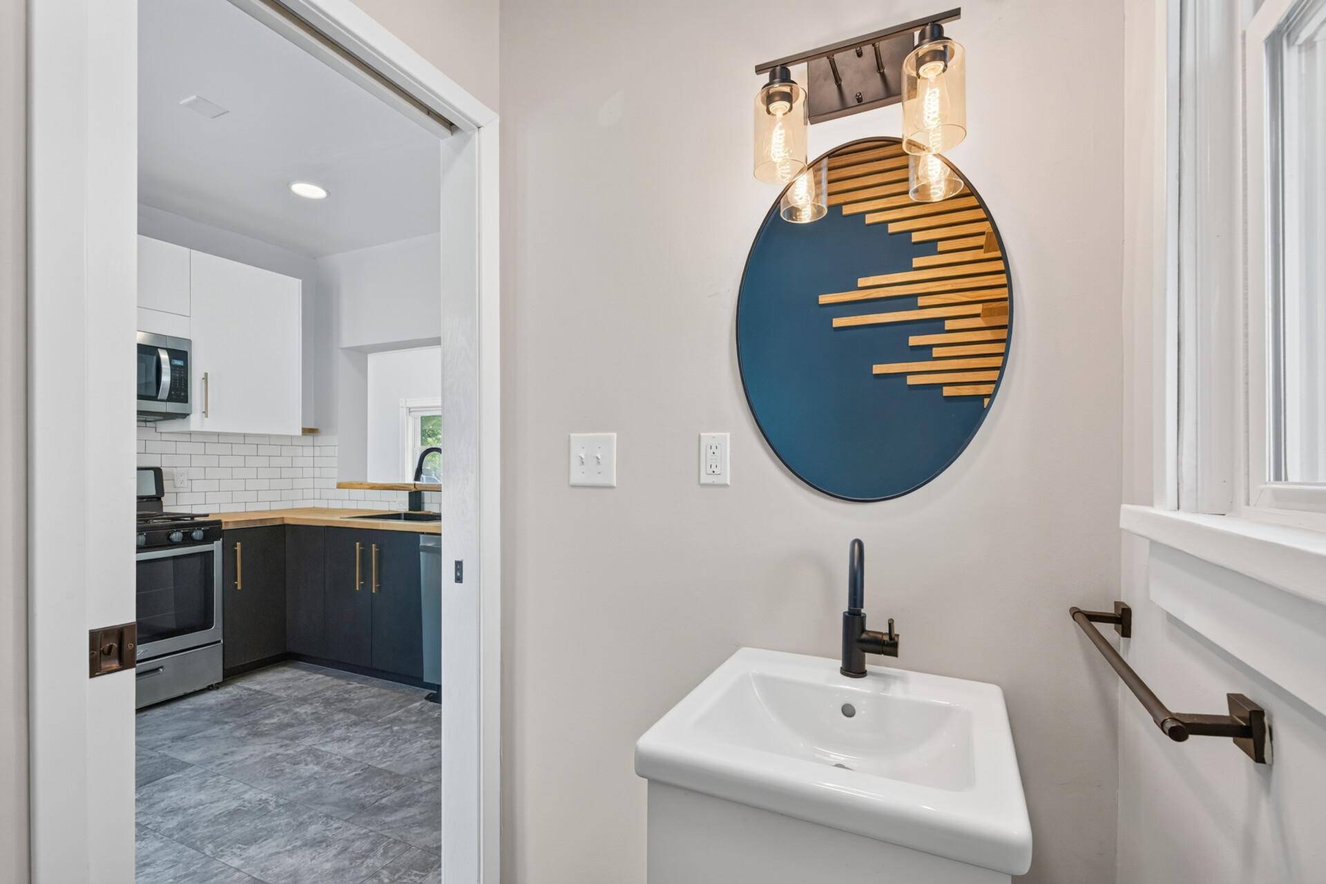 801 Armstrong Ave 21.jpg