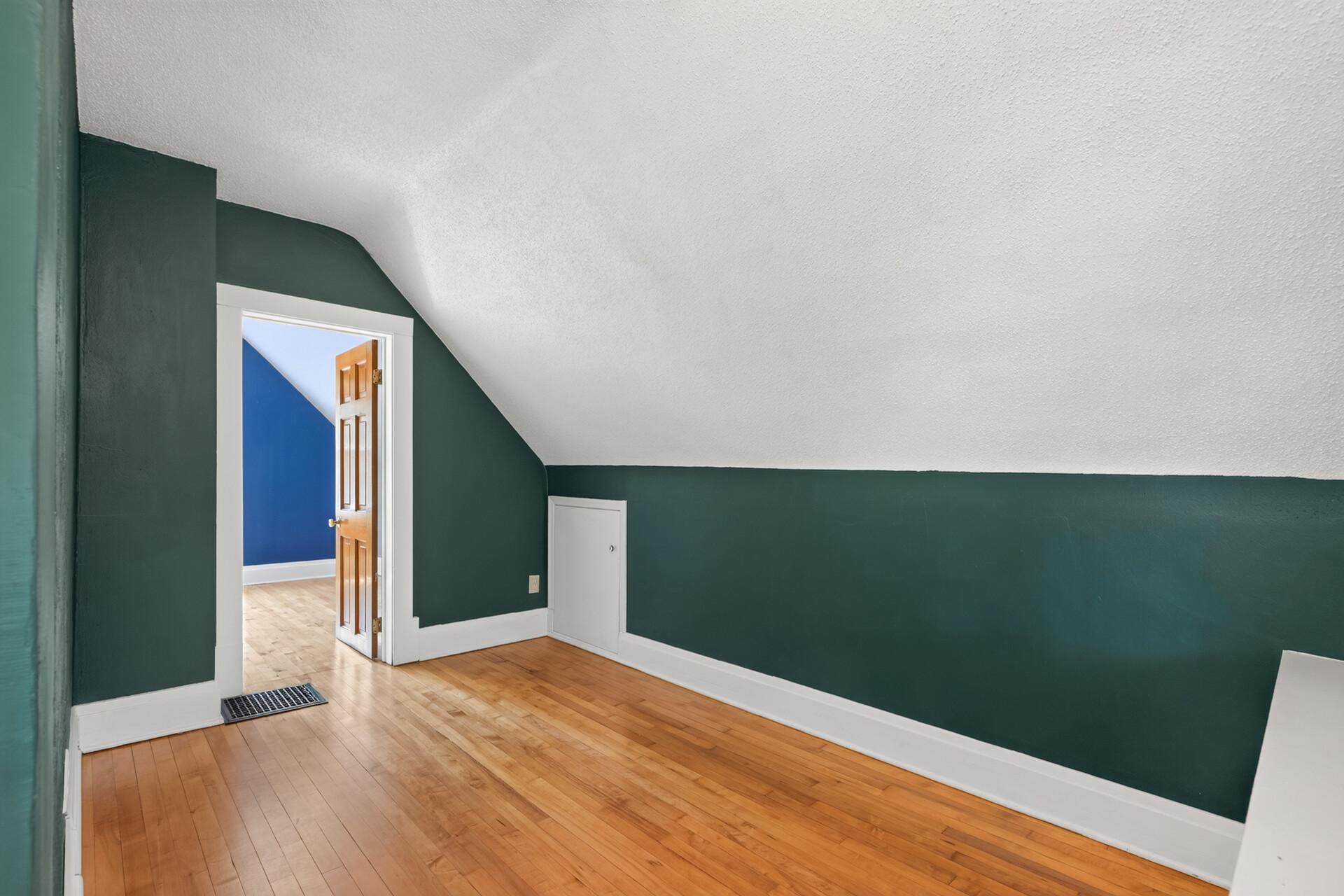 801 Armstrong Ave 24.jpg