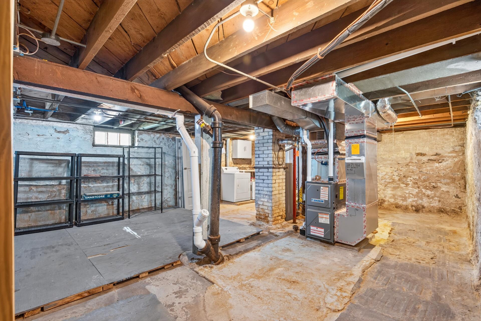 801 Armstrong Ave 36.jpg
