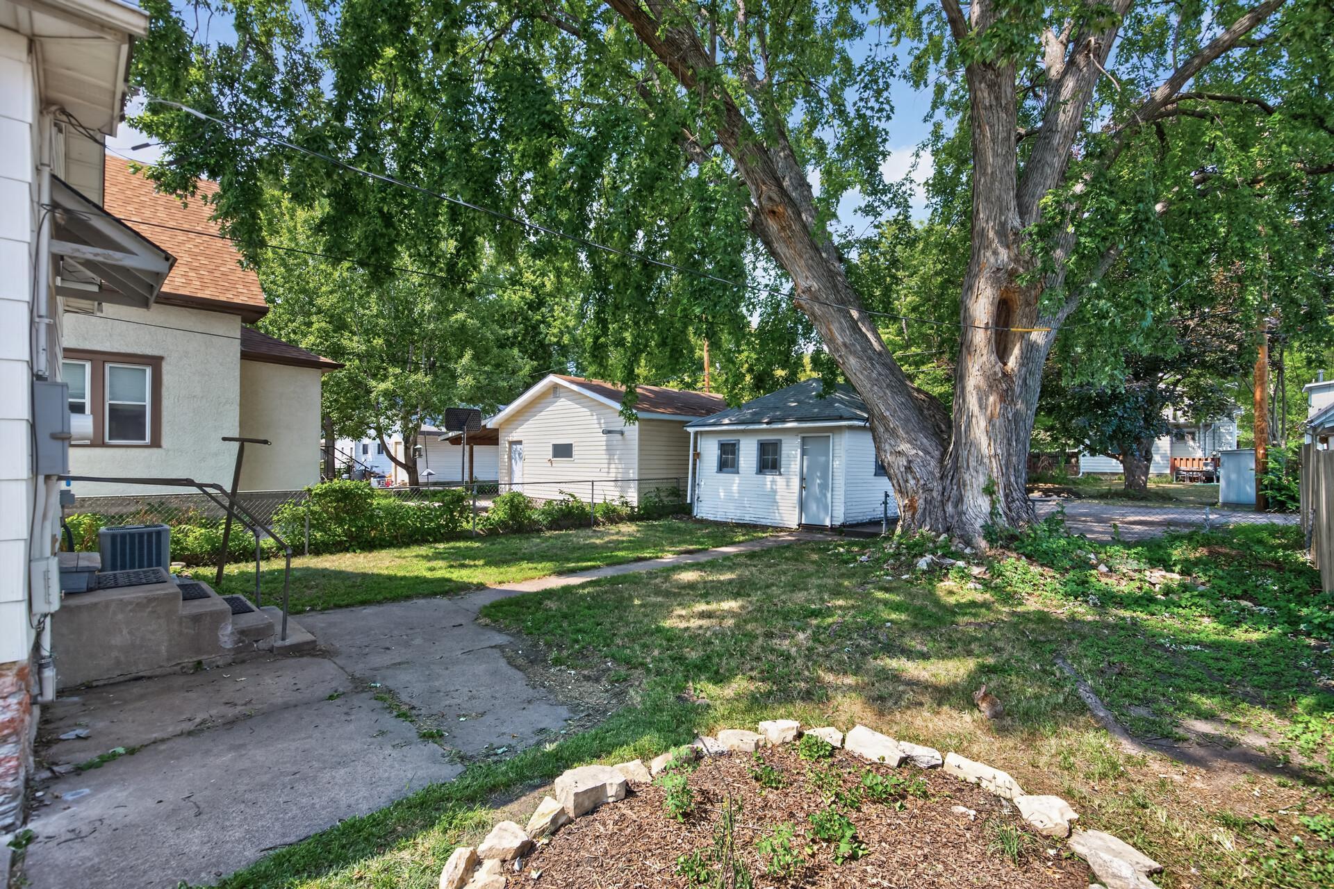 801 Armstrong Ave 44.jpg