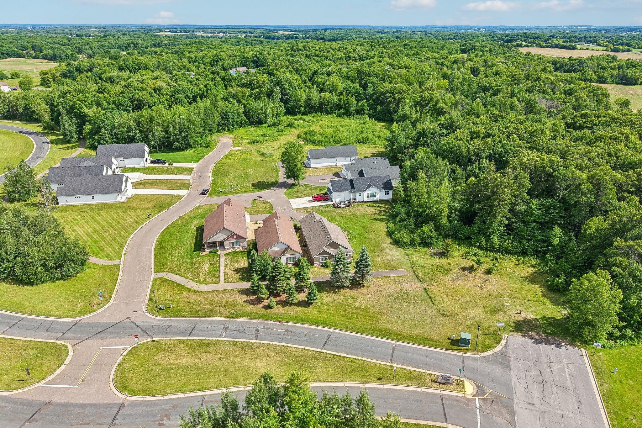 41-web-or-mls-Prairie Ln-S2206-041.jpg
